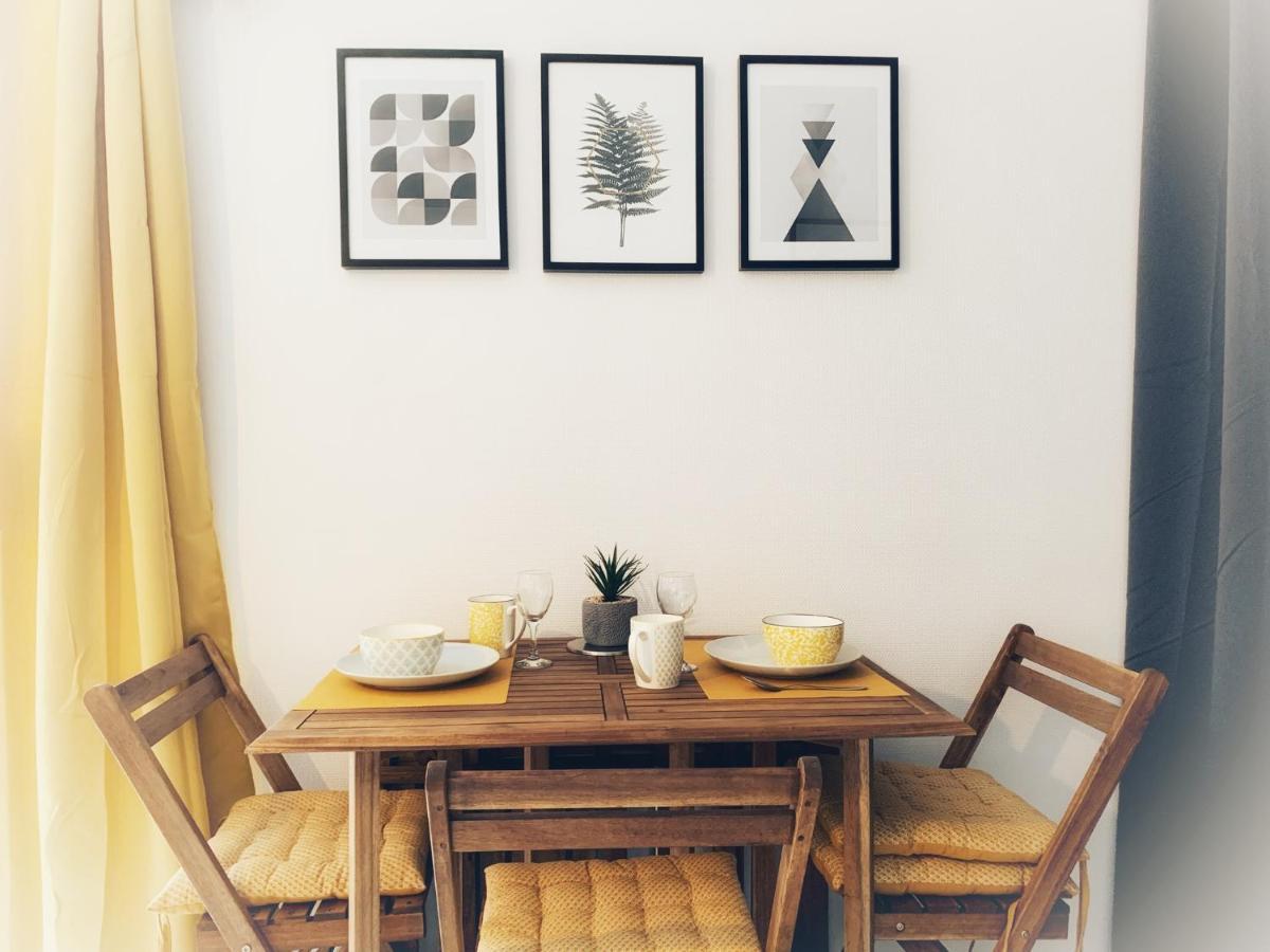 Studio Bis 32M2 Au Calme Situe Au Centre De 반느 외부 사진