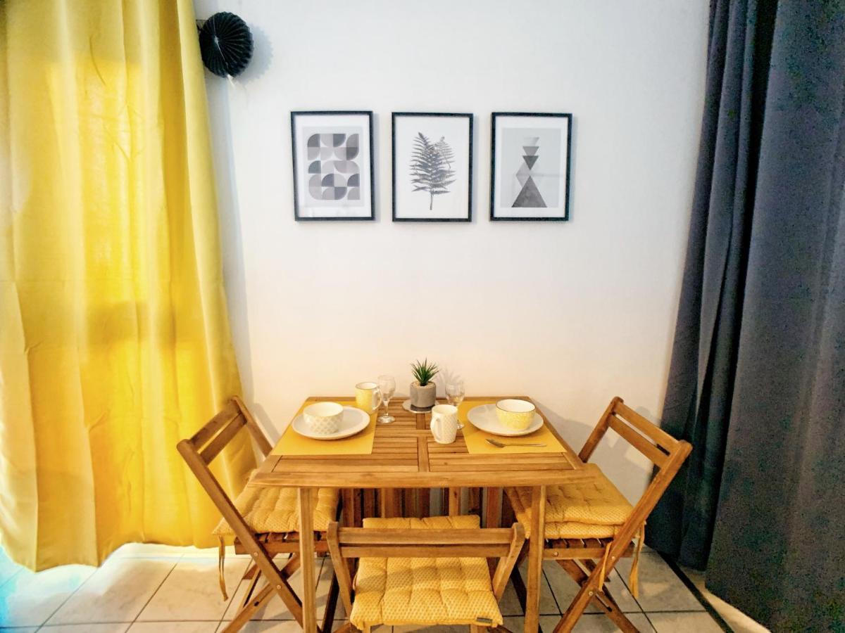 Studio Bis 32M2 Au Calme Situe Au Centre De 반느 외부 사진